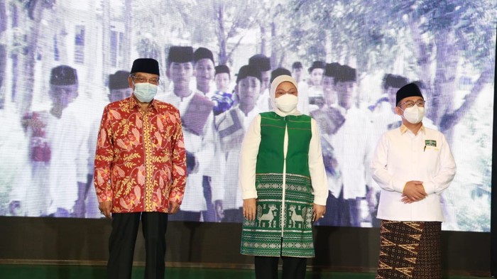 Menaker Ida di Hari Santri