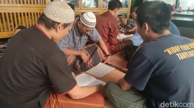 Napi di Ponpes Lapas Cianjur