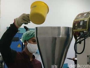 Keren Euy! Minuman Herbal Racikan Santri Garut Mendunia