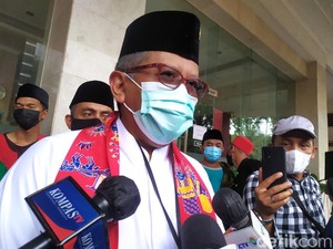 Hasto Doakan SBY Dapat Sembuh dari Kanker Prostat