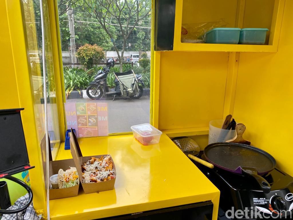 Ada Taco dan Nachos Meksiko Nikmat di Pinggir Jalan