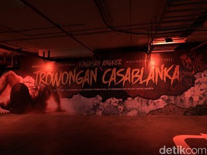 Terowongan Casablanca Drive Thru, Ngeri tapi Seru!
