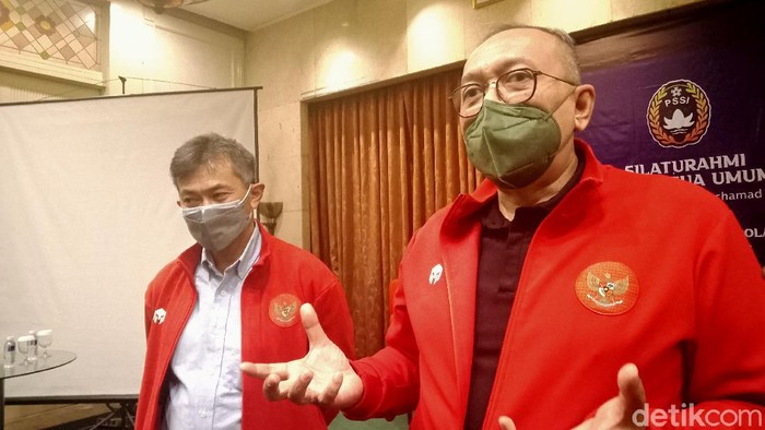 Dirut PT Liga Indonesia Baru (LIB) Ahmad Hadian Lukita dideklarasikan sebagai Calon Wakil Ketua Umum Asprov PSSI Jawa Barat, mendampingi petahana Tommy Apriantono pada pemilihan ketua umum Asprov periode 2021 - 2025.