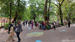 Akhir Pekan, Kebun Binatang Surabaya Ramai Dikunjungi Warga