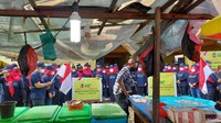 Sementara itu, Emak Yul salah satu deklarator di Pekanbaru menyebut sebagai putra daerah, Sandiaga dinilai cocok untuk menjadi Presiden di 2024. Loyalitasnya dianggap sangat mumpuni untuk memimpin Indonesia kedepan. Selain deklarasi, RKS Pekanbaru juga menggelar aksi sosial dengan membagikan sembako di pasar dan warga sekitar. 