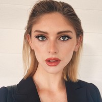 Video Anna Gantt di TikTok baru-baru ini jadi viral karena mengungkap sisi gelap profesi model. Anna mengaku sakit hati setelah kembali dari casting karena perkataan produser dan sutradara yang memintanya menurunkan berat badan.Foto: Instagram @annavgantt