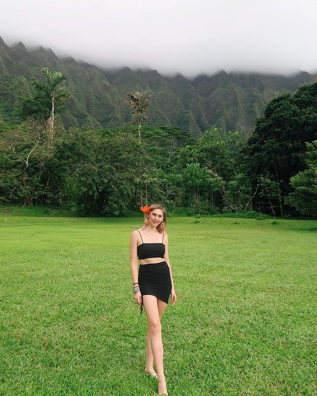 Ia mengaku jika kehidupan sebagai model membuatnya merasa tidak percaya diri dengan penampilan. Hidup di kota ini membuat kamu merasa buruk terhadap diri sendiri dan itu membuatmu merasa tidak cukup baik dan itu membuatmu merasa kamu harus hidup tidak sehat untuk bisa berhasil, katanya dalam video yang sudah ditonton 12 juta kali dan menerima lebih dari 41 ribu komentar.Foto: Instagram @annavgantt