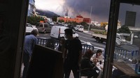Sebelum erupsi pada September lalu, gunung api di La Palma, Spanyol, ini terakhir erupsi pada 50 tahun lalu. Saat itu, erupsi gunung berapi tersebut terjadi selama lebih dari tiga minggu. AP Photo/Daniel Roca.