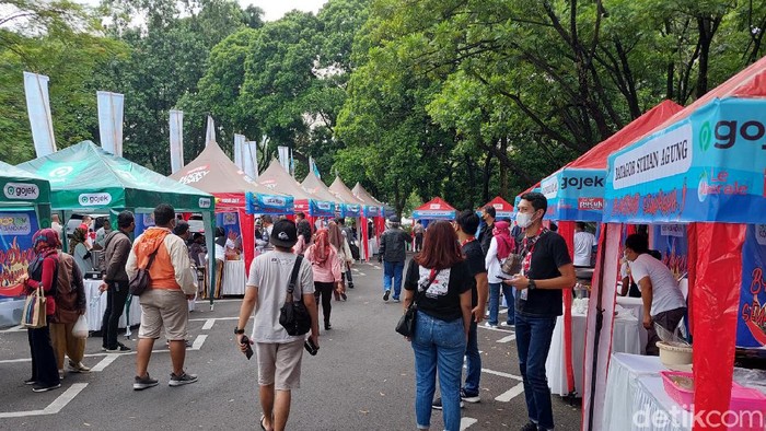 Event Bandung Seuhah Parade Batagor, Seblak dan Kuliner Kota Bandung.