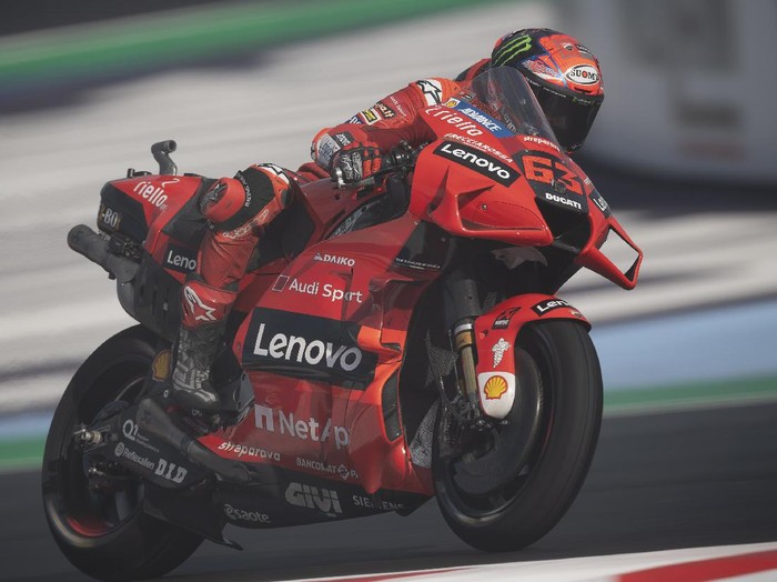 MISANO ADRIATICO, ITALY - OCTOBER 22: Francesco Bagnaia of Italy and Ducati Lenovo Team  heads down a straight during the MotoGP of Emilia Romagna - Free Practice at Misano World Circuit on October 22, 2021 in Misano Adriatico, Italy. (Photo by Mirco Lazzari gp/Getty Images)