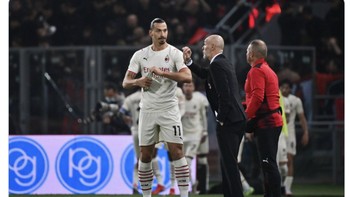 Bukan Lord Ibra namanya kalau ia tidak bisa membalikan keadaan. Ia berhasil menyumbang satu gol lagi dan AC Milan menang. Foto: Istimewa