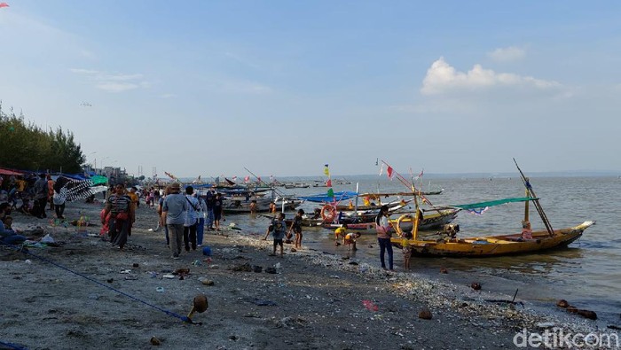 pantai kenjeran