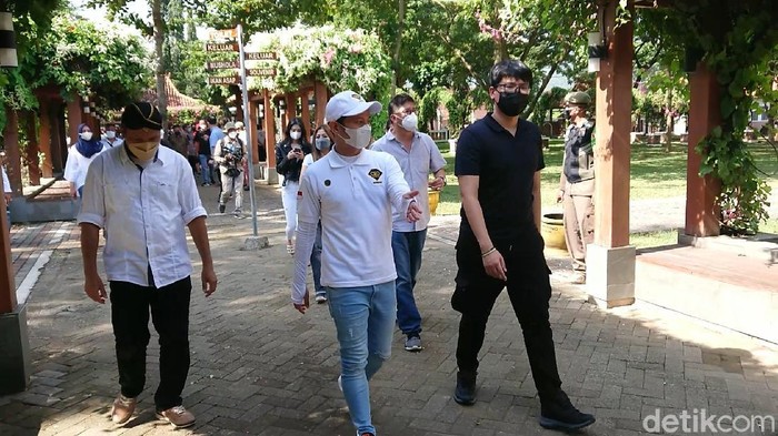 Pemkab Trenggalek mulai mempersiapkan strategi guna memulihkan sektor ekonomi. Sebab, sektor ekonomi ambruk dihantam pandemi COVID-19.