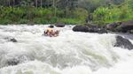 Potret Keseruan River Tubing di Kebumen