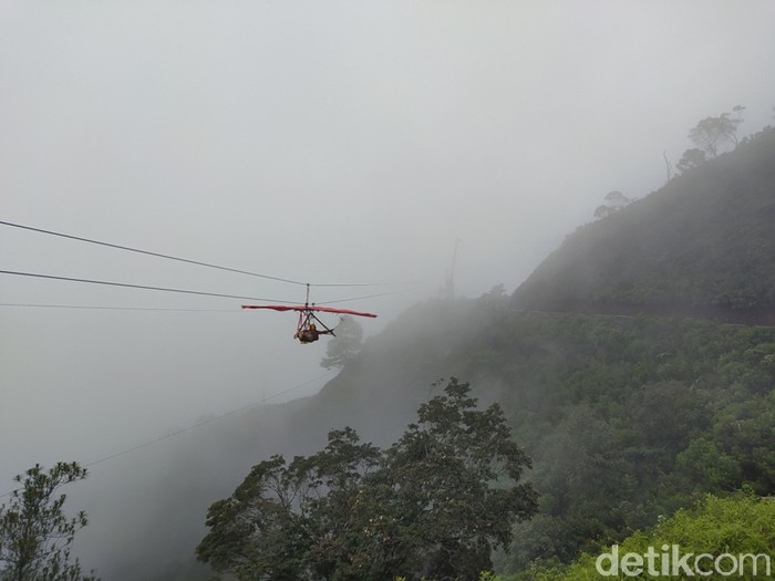 Zipline Gunung Telomoyo Magelang