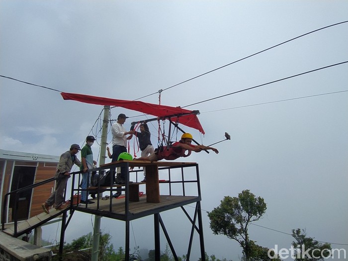 Zipline Gunung Telomoyo Magelang Zipline Gunung Telomoyo Magelang