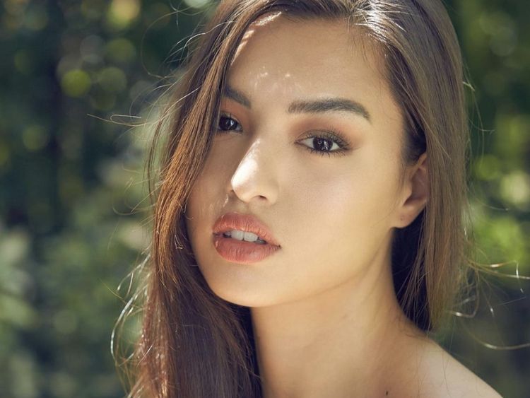 10 Foto Anchilee Scott-Kemmis, Curve Model Juara Miss Universe Thailand 2021
