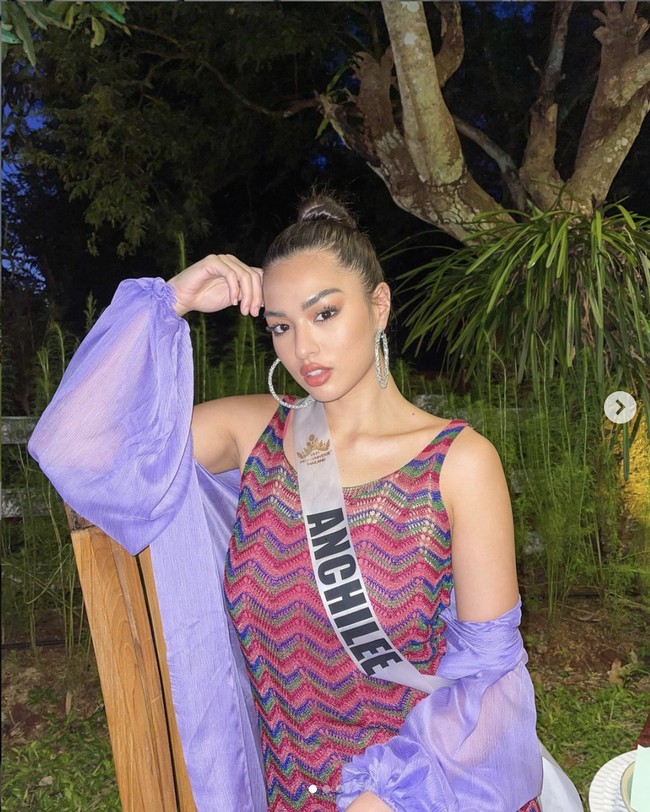 Wanita dengan tinggi 182 cm itu kemudian meneruskan pendidikan universitasnya di Sydney. Dia meraih gelar sarjana sosiologi dari Universitas Sydney, Australia pada 2020. Foto: Dok. Instagram Anchilee Scott-Kemmis,