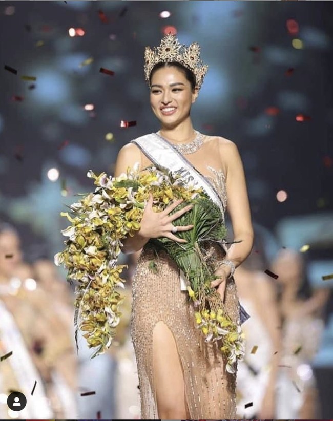 Anchilee Scott-Kemmis dinobatkan sebagai Miss Universe Thailand 2021 pada Minggu (24/10/2021) malam dalam acara grand final Miss Universe Thailand 2021 yang digelar di NICE Pattaya, Convention & Exhibition Center. Foto: Dok. Instagram Anchilee Scott-Kemmis