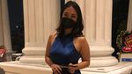 Pesona Anindita Hidayat dengan Mini Dress Biru