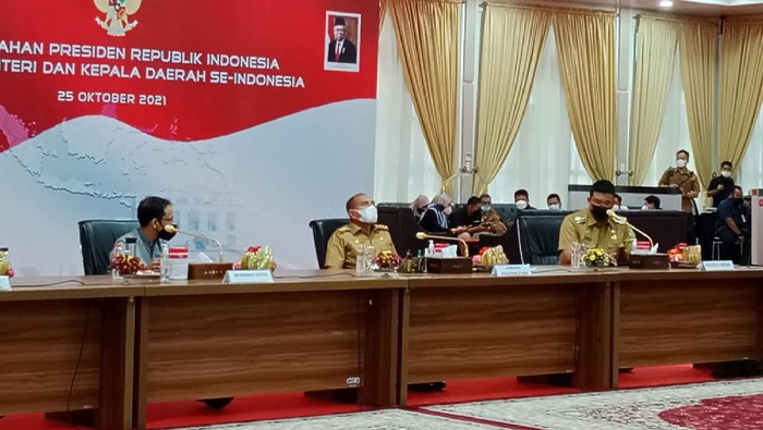 Bobby Nasution rapat bersama Nadiem Makarim dan Gubsu Edy Rahmayadi di Medan