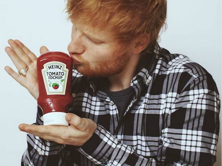 Momen Kulineran Ed Sheeran yang  Doyan Banget Saus Sambal
