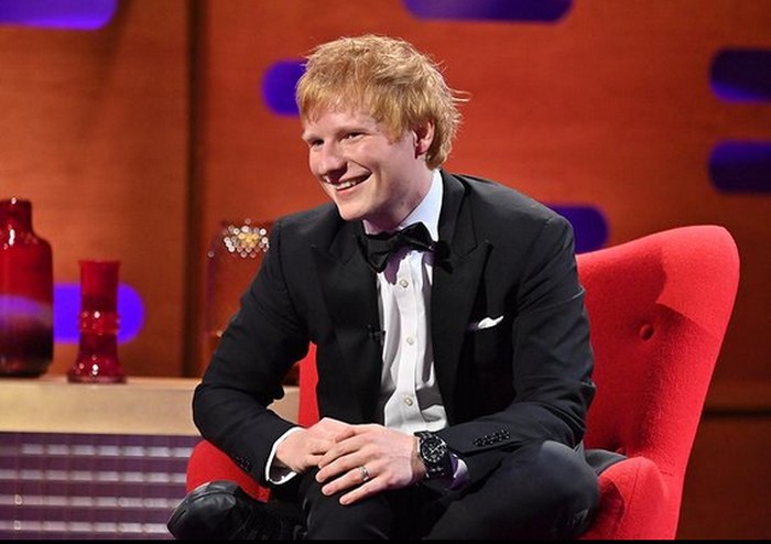 Doyan Pedas, Momen Ed Sheeran yang Tak Bisa Makan Tanpa Saus Sambal Doyan Pedas, Momen Ed Sheeran yang Tak Bisa Makan Tanpa Saus Sambal