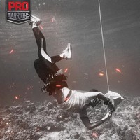 Dari postingan yang diunggah, Eliza tampak jadi diving dan sering menikmati olahraga air. Foto: Instagram @elilizabeth