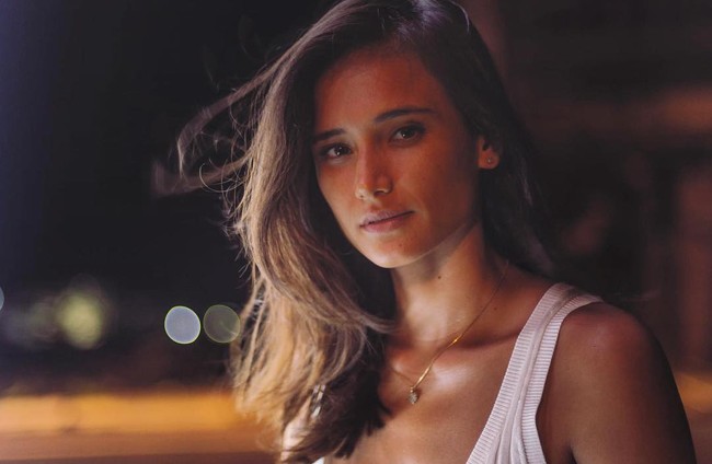 Seperti adiknya, Eliza Maria tampaknya juga suka melakukan olahraga ekstrem. Ia diketahui pernah ikut acara Pro Warriors, sebuah reality show uji fisik dengan hadiah senial Rp 1 miliaran. Foto: Instagram @elilizabeth