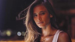 Potret Cantik Kakak Ipar Jessica Iskandar yang Jadi Sorotan, Si Anak Pantai