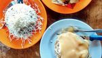 Nyamm! 20 Serabi Empuk Manis Ada di Sini