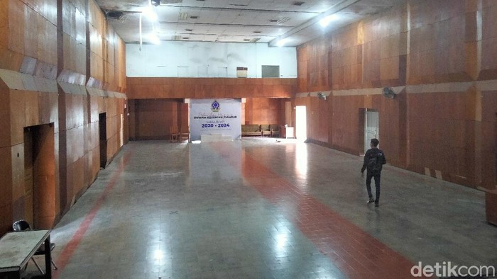 Horor di Gedung Kesenian