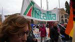 74 Tahun Mengudara, Maskapai Alitalia Gulung Tikar