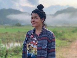 Melanie Subono Kembali ke Musik dengan Api yang Sama