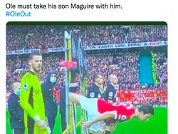 Meme Kocak MU Hancur Sehancur-hancurnya