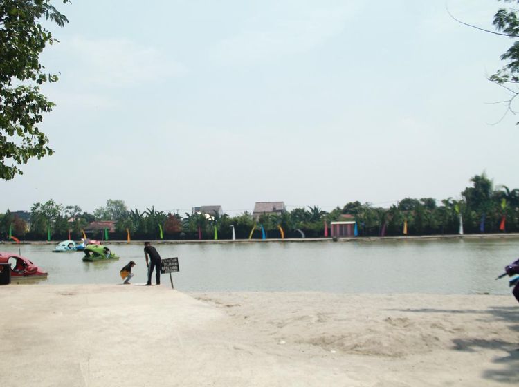 Bogor Ada Pantai Buatan Lho, Asyik Banget