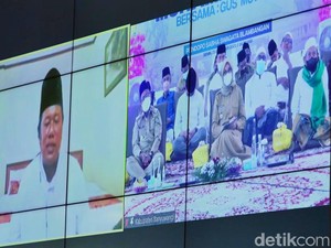 Gus Muwafiq Jabarkan Berkah dari Peringatan Maulid Nabi
