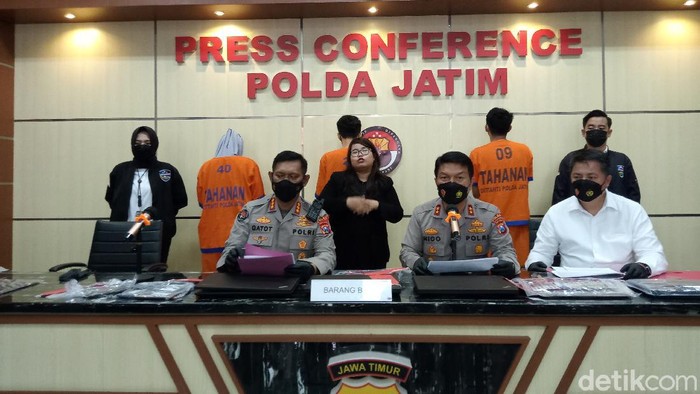 pinjol ilegal di surabaya