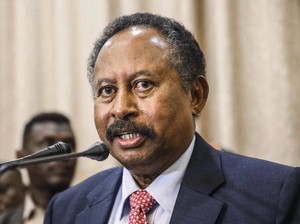 PM Sudan Mengundurkan Diri, Israel Kembali Gempur Hamas di Gaza