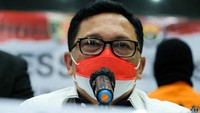Direktur Tindak Pidana Ekonomi Khusus Bareskrim Polri Brigjen Helmy Santika menyebut ada salah satu korban pinjol ilegal dari KSP Solusi Andalan Bersama mendapat SMS berisi link Pinjaman Nasional.