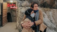 Rizky Billar terus mendampingi dan memeluk Lesti Kejora selama berada di Turki. Foto: Instagram Rizky Billar