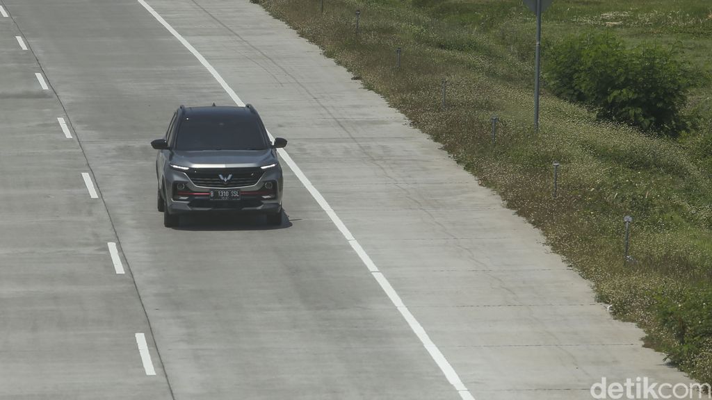 Road Trip 3.000 Km Jakarta-Bali Bersama Wuling Almaz RS
