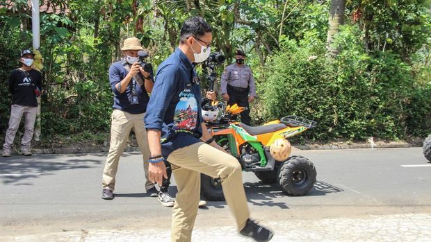Sandiaga Uno di Desa Wisata Karanganyar, Magelang.