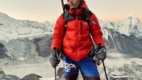Patuan Handaka dalam summit attact Island Peak