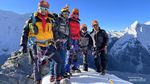 Saat Bendera Merah Putih Berkibar di Puncak Island Peak
