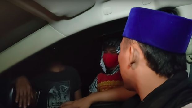 Video Ustaz Nasihin dibegal sejumlah orang di Lampung ramai beredar di medsos. Polisi memanggil Nasihin untuk diklarifikasi terkait video tersebut (YouTube Ustadz Nasihin)