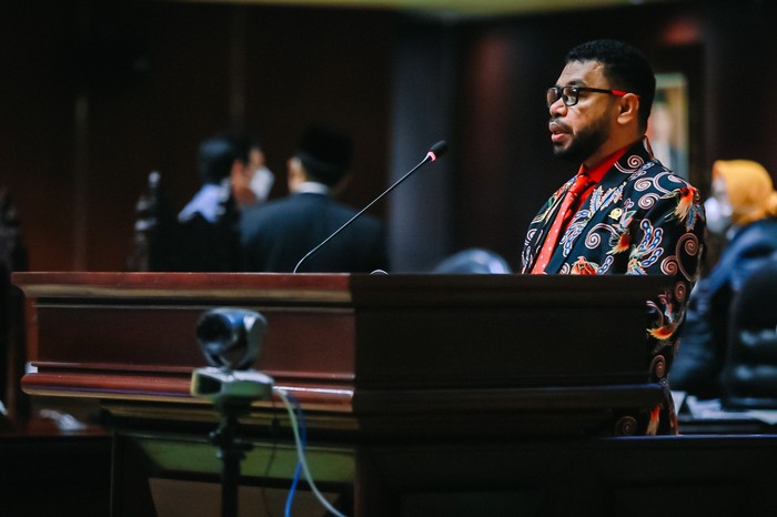 Anggota DPD RI Papua Barat Filep Wamafma
