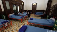 Ndalem Priyosuhartan tersebut menampung 41 pelajar SD dan SMP yang terpapar Corona.