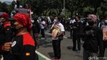 Geruduk Kantor Anies, Buruh di Jakarta Demo Tuntut Kenaikan Upah
