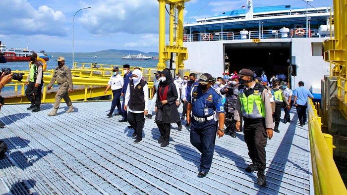Gubernur Khofifah Resmikan Dermaga Movable Bridge Pelabuhan Ketapang Banyuwangi